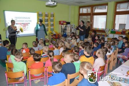 Slovenski zajtrk v vrtcih in šolah 3